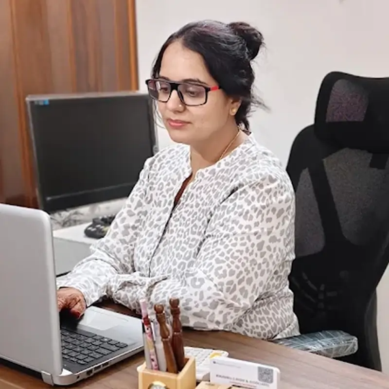 CS Khushbu S. Joshi - Expert Company Secretary in Nagpur for ROC & Incorporation